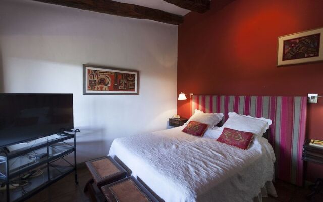 El Porvenir Casa de Bodega