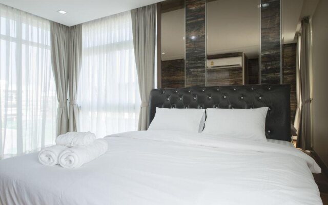 Golden Sea Pool Villa @Heart of Hua Hin