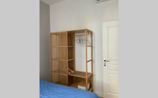 Grand appartement proche plages & centre ville