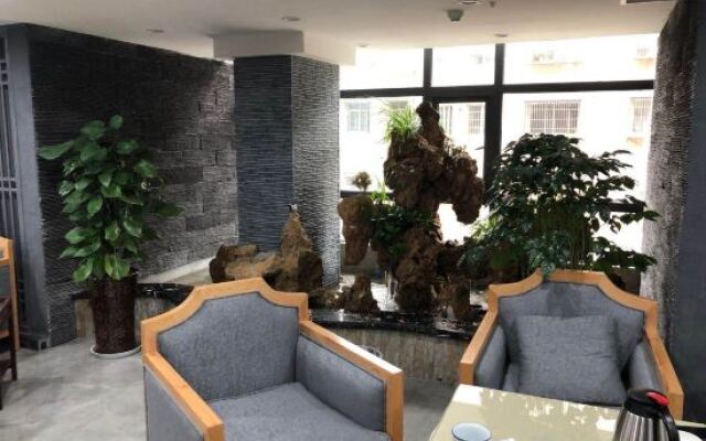 Mianyang Huaxin Hotel