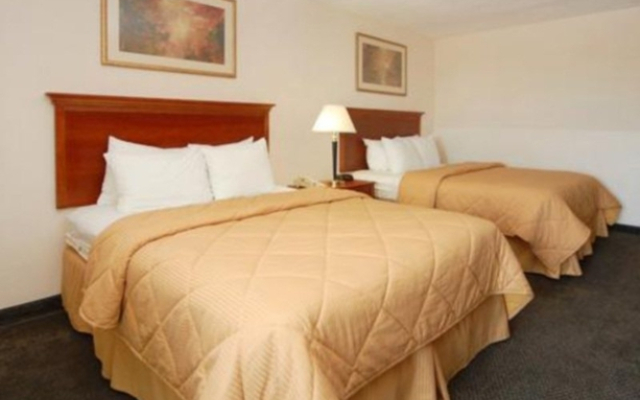 Baymont Inn & Suites Clearwater