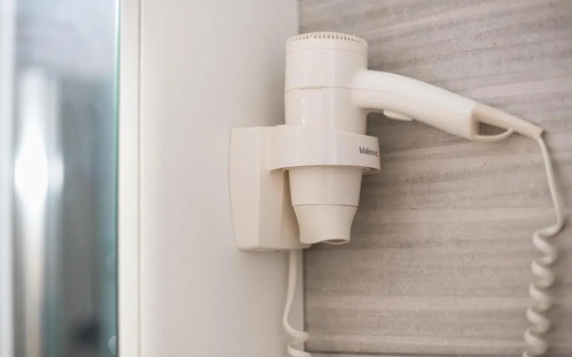 Stylish Luxury Apartment near Acropolis at Neos Kosmos metro station