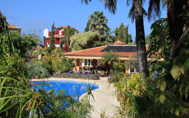 Tigaiga Suites