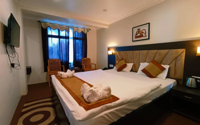 Oyo 4305 Yang's Inn