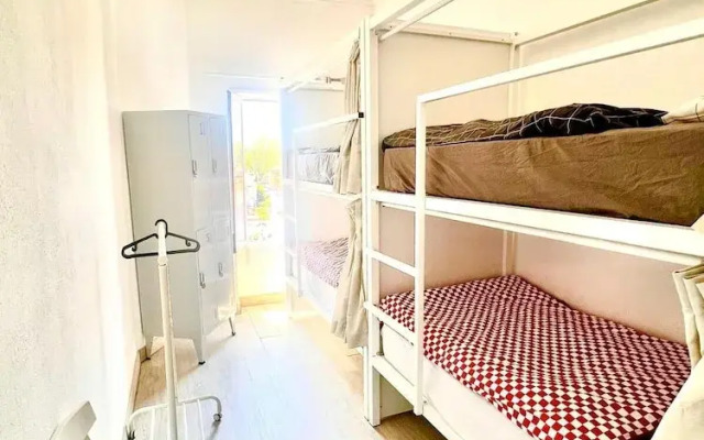 SwissPorto Guest House
