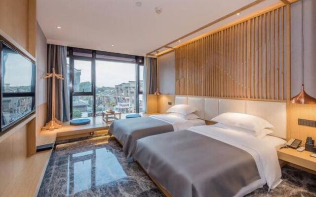GangShe Rooftop View Hotel l (Guilin Two Rivers And Four Lakes Elephant Trunk Hill)