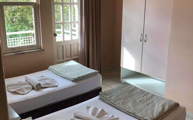 Gold River Apart Otel