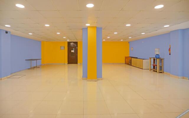 Collection O 82685 Hotel Shiv Shiva Residency