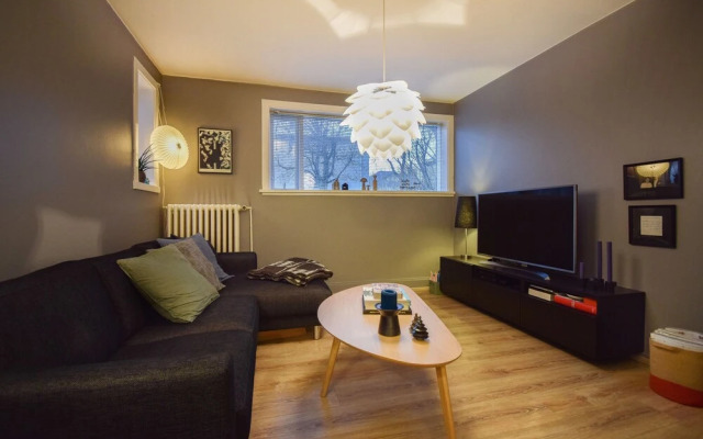 Apartment H81