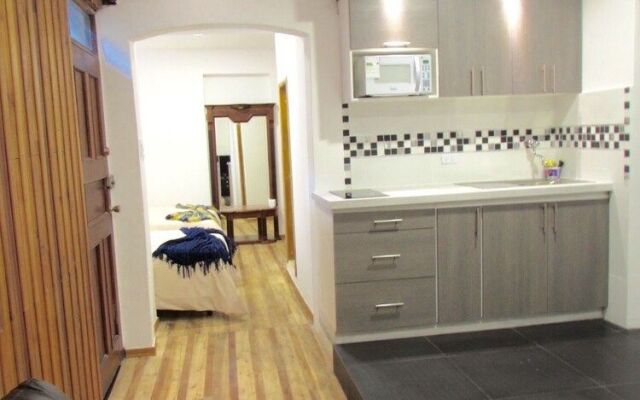 San Blas House & Suites