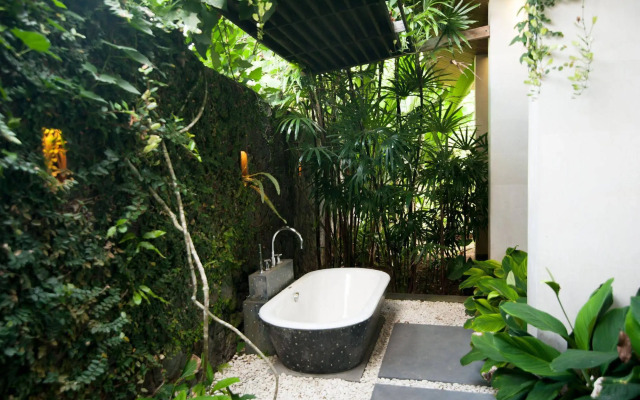 Chapung Sebali Hotel