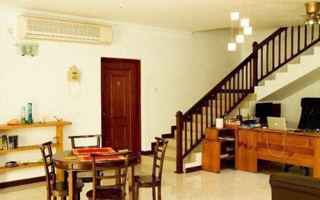 Moonwake Negombo