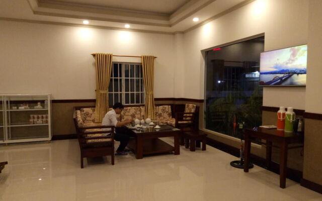 Tan Hoang Gia Hotel