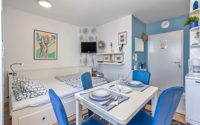 Awesome Apartment in Crikvenica With Wifi