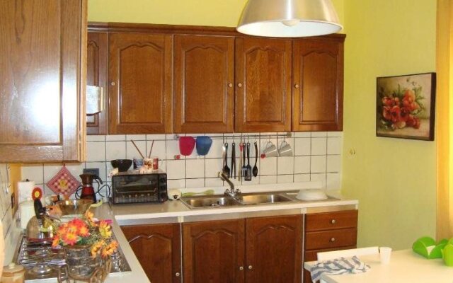 Antonios House