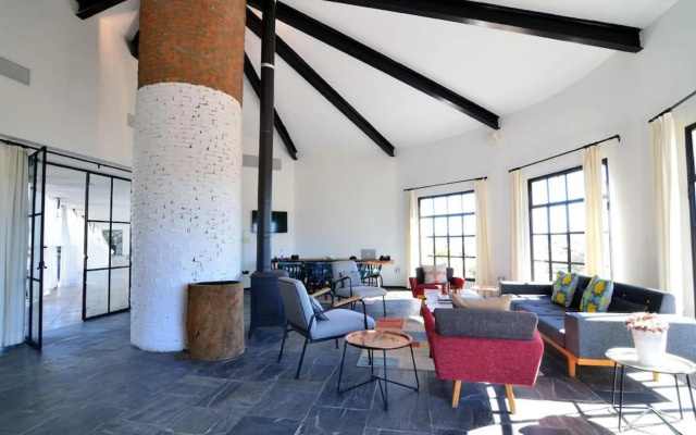 Mola Cunda Hotel