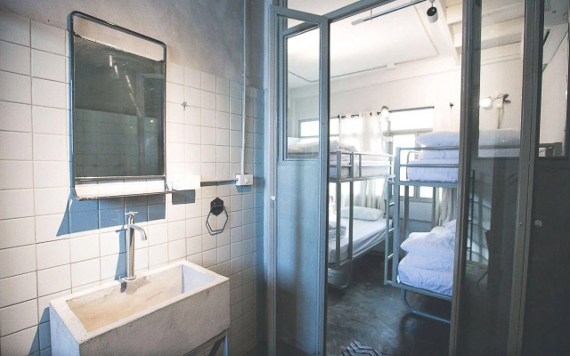 2W Bed & Breakfast Bangkok