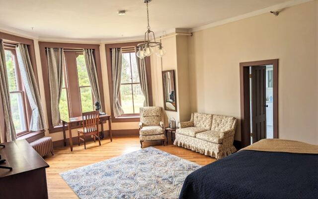 Oneida Community Mansion House