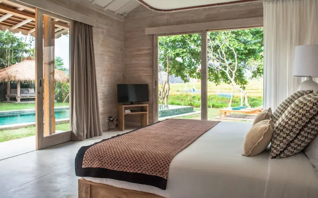 Luxury 5 Bedroom Villa With Private Pool, Bali Villa 2022
