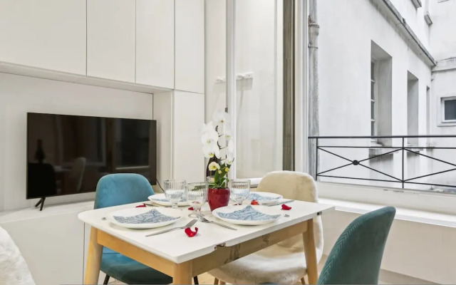 Lavie Maison AC Center of Paris