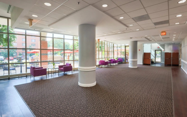 Kellogg Conference Hotel at Gallaudet University