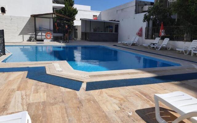 Serin Hotel
