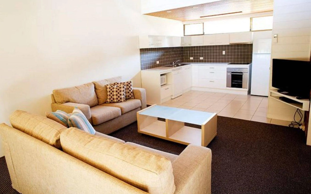 Nautilus Beachfront Villas & Spa