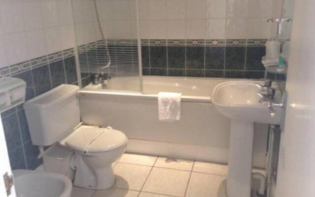 Devonshire House Hotel