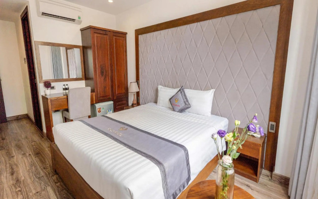 Royal Charm Hotel