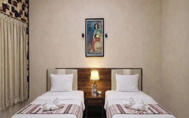 Hotel Prima Asri 153 – Guest Rooms – Batu