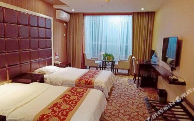 05 Hotel