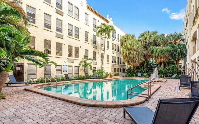 Designer Decorated Palm Beach Hotel NEW