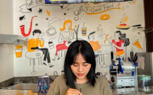 Front One Budget Bekasi