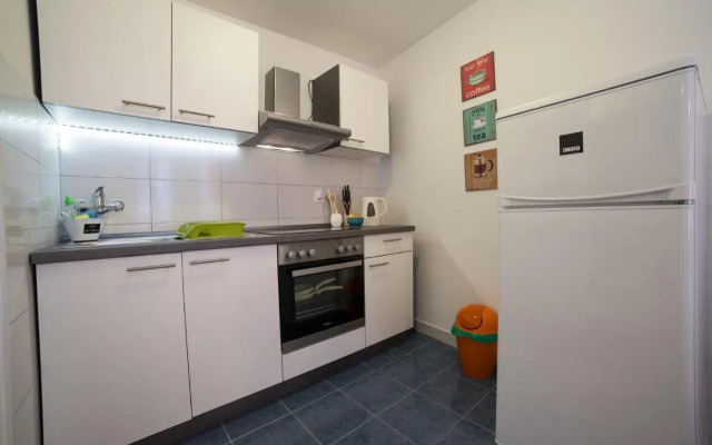 West Wall Apartment