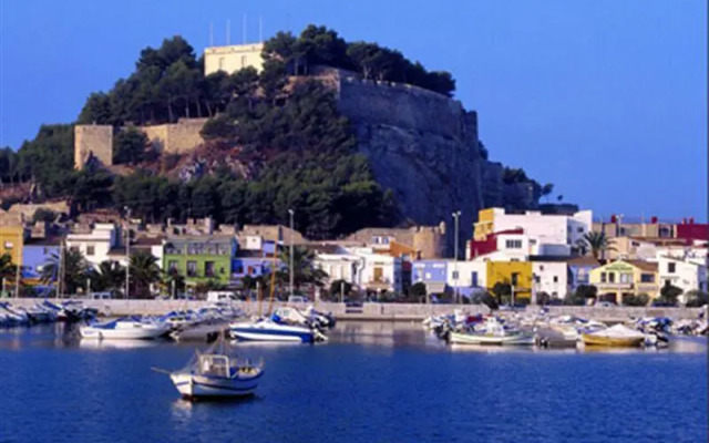 Apartment near the beach in Denia