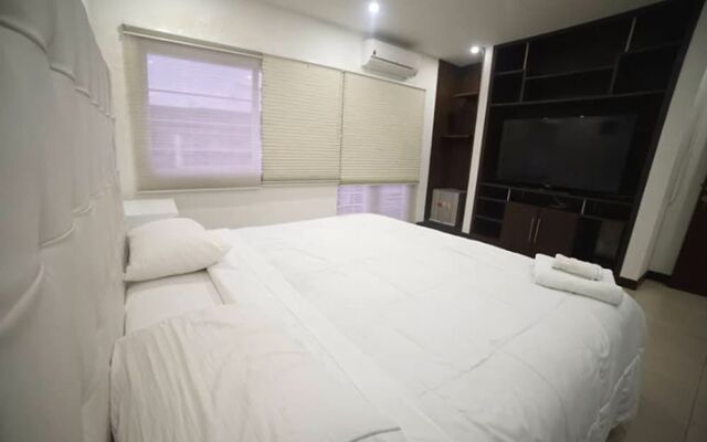 Summun Suite