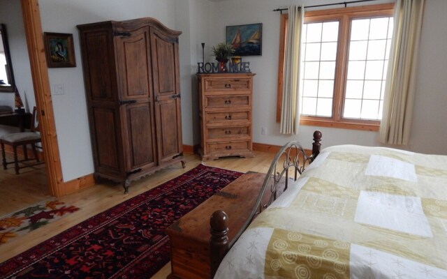 House on Lookout Trace