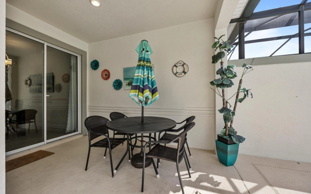 Luxury Thownhouse with private pool