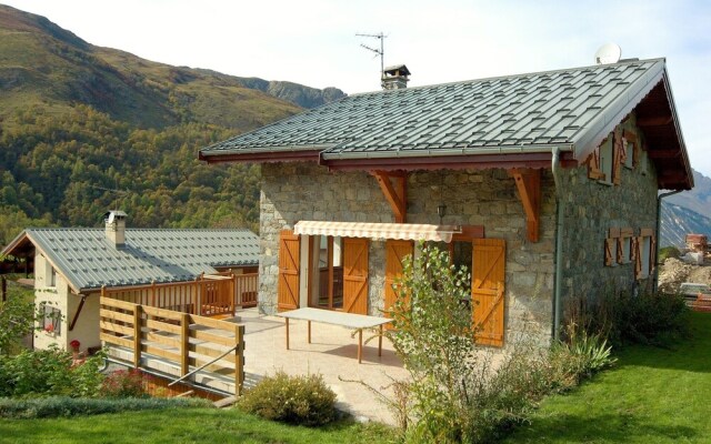 Chalet With 6 Bedrooms in Saint-martin-de-belleville, With Wonderful M