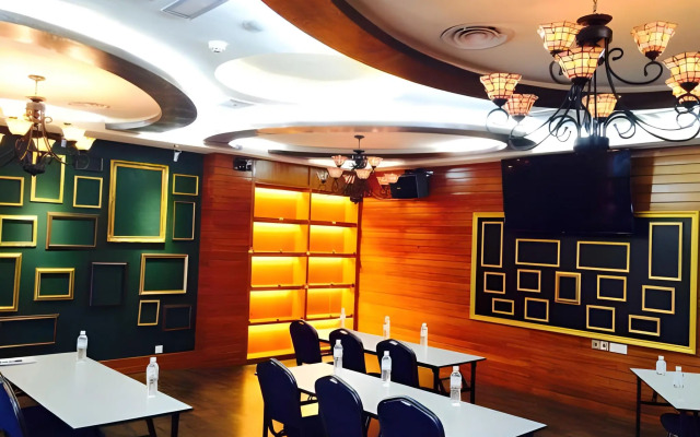 D North Star Hotel & Spa