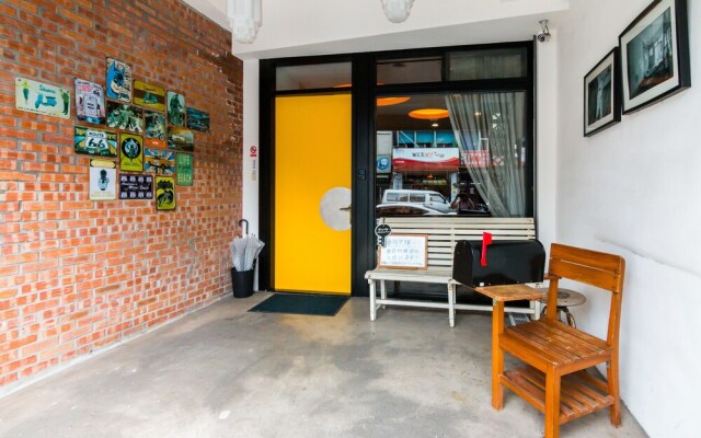 Apartment 321