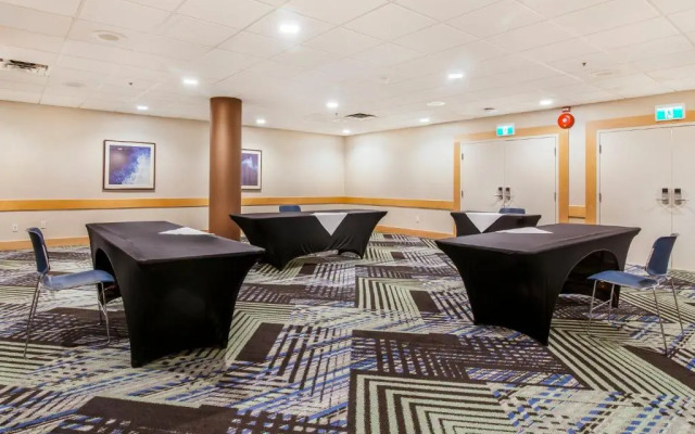 Holiday Inn Express-Langley By IHG