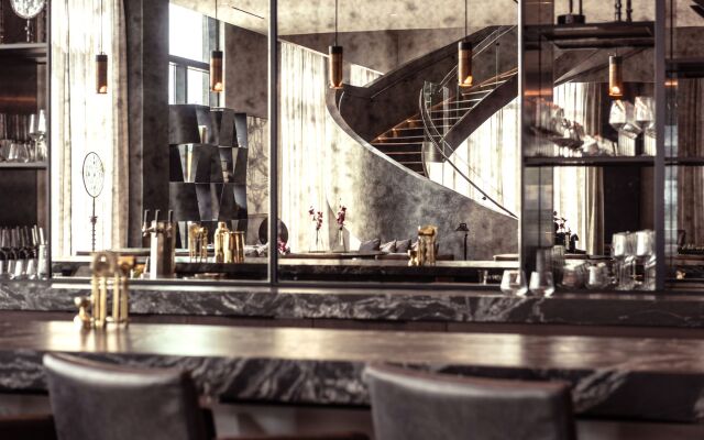 The Row Hotel at Assembly Row, Autograph Collection