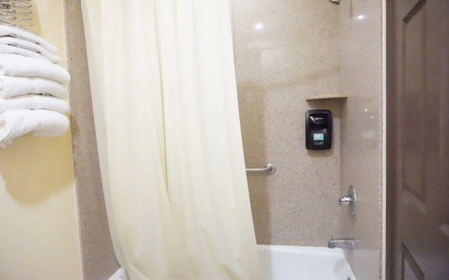 Tuscan Garden Inn