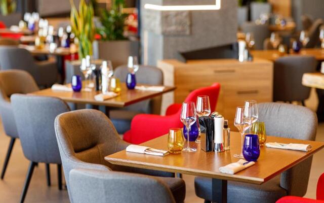 Qosmo Brasov Hotel