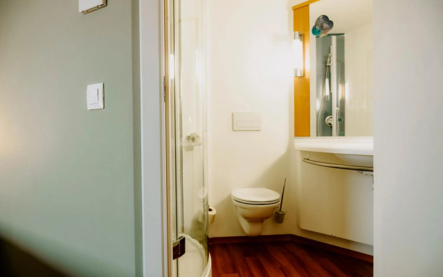 Quality Inn & Suites Orlando East - UCF Area