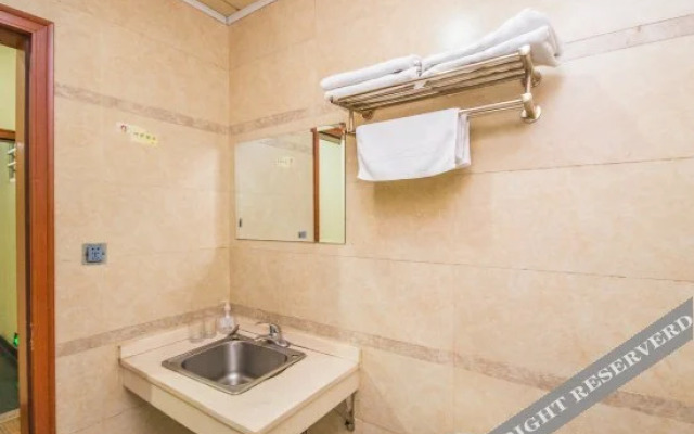 Wuchen Business Hotel