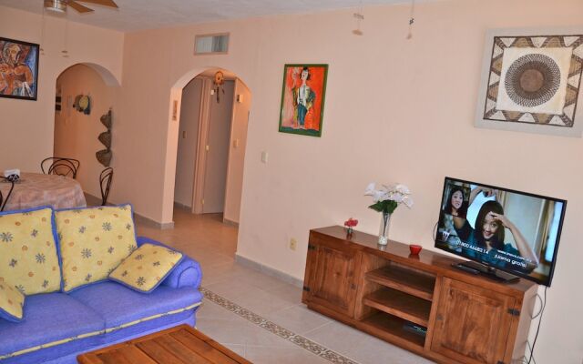 2 BR w Balcony Apartment Rinconada Del Sol