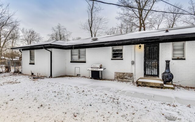 Modern Home ~ 6 Mi to Downtown Indy: Pets Welcome!