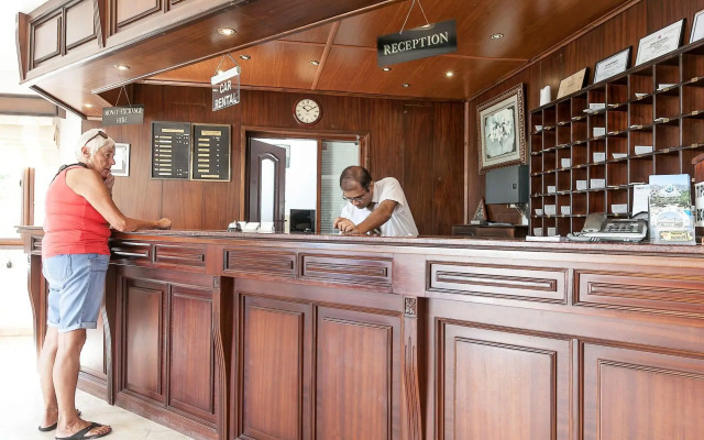 The Ship Inn Hotel and Villas